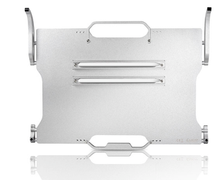 Illustration for article titled M1-Pro Turns MacBook Pro into Stubby, Mechanical Beast